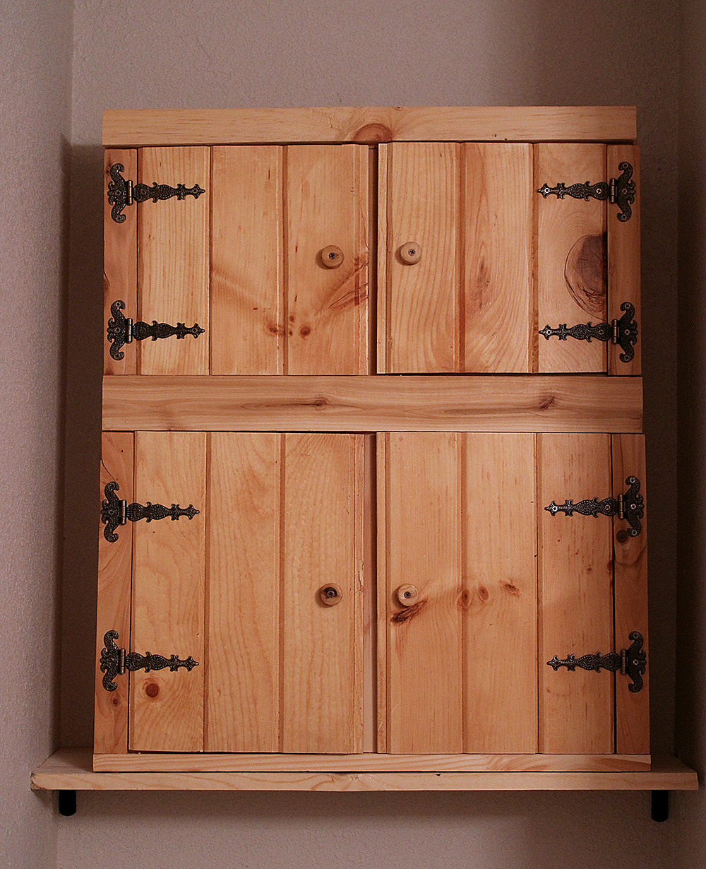 Custom Gifts & Furnishings